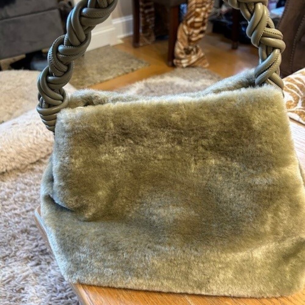 Alex Max Faux fur bag- NWt